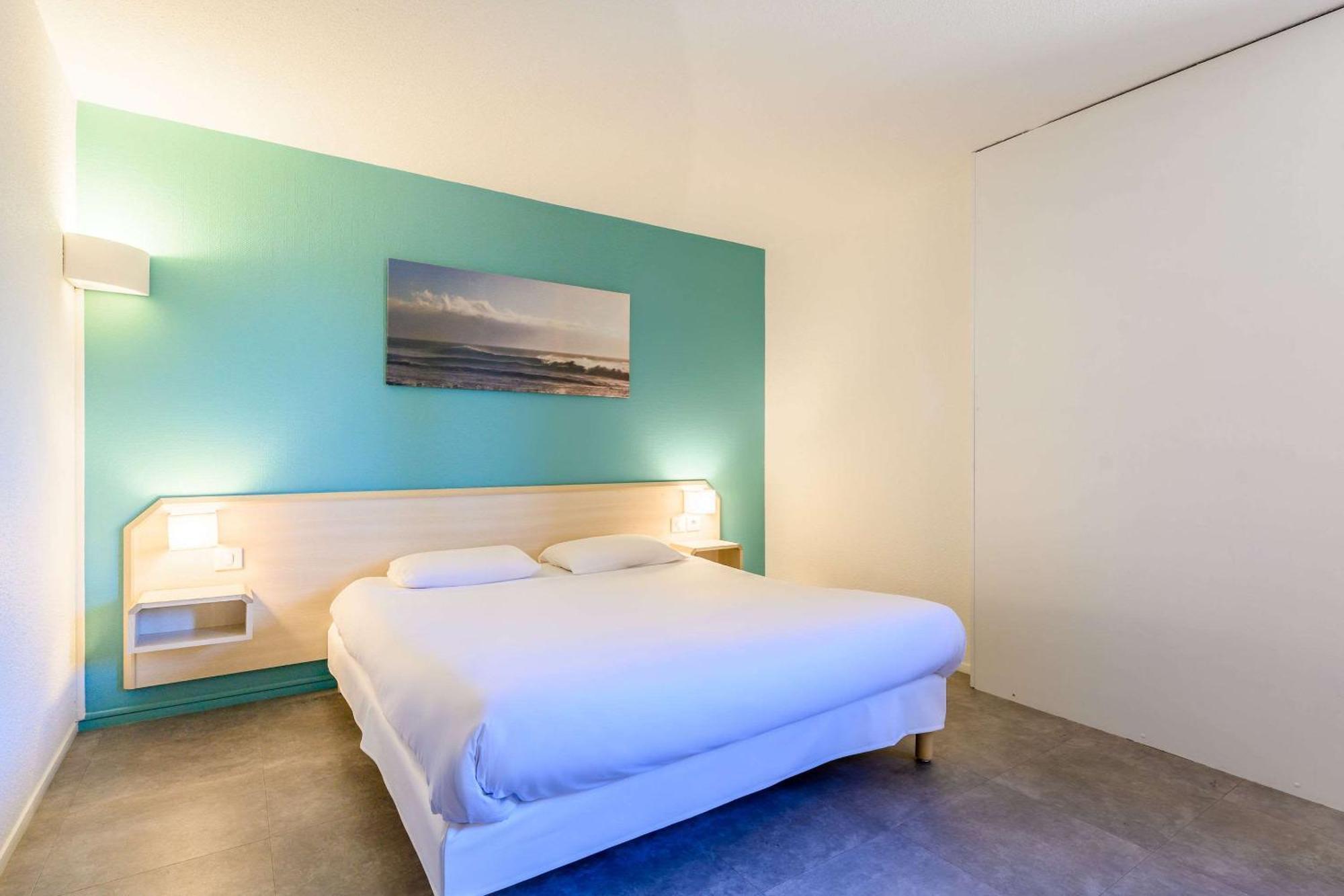 Comfort Hotel Orleans Saran Exterior photo