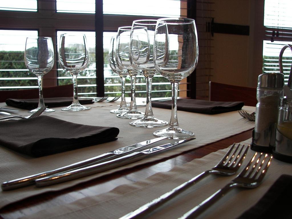 Comfort Hotel Orleans Saran Restaurant photo