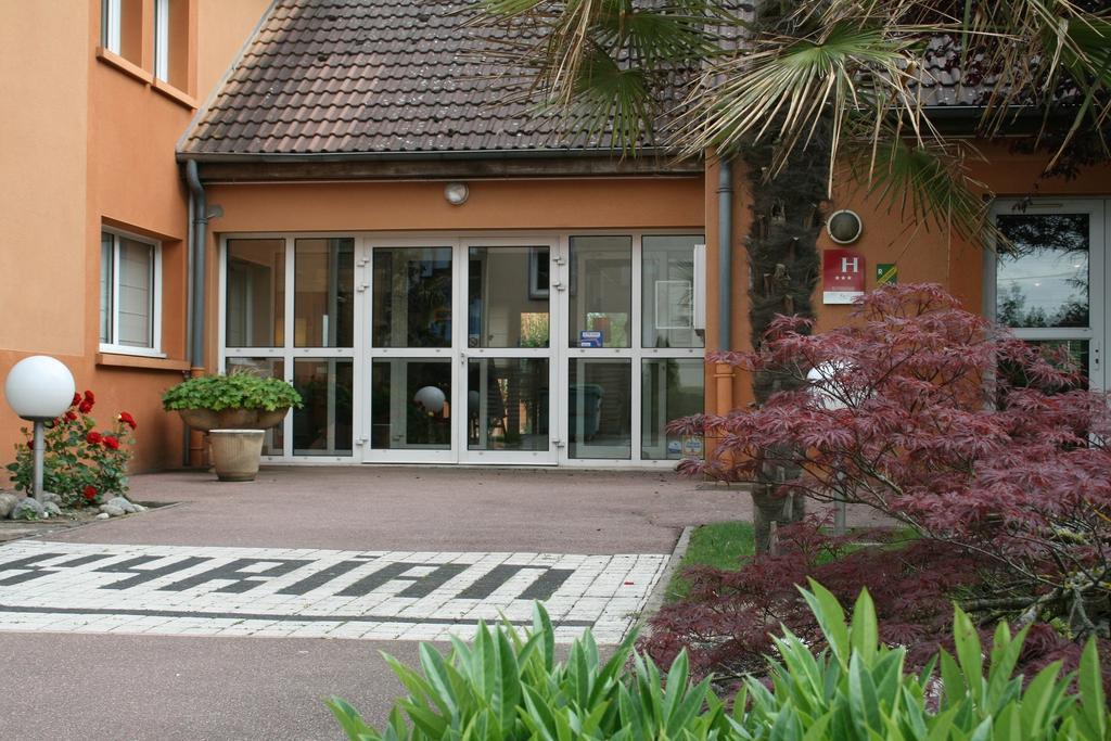 Comfort Hotel Orleans Saran Exterior photo