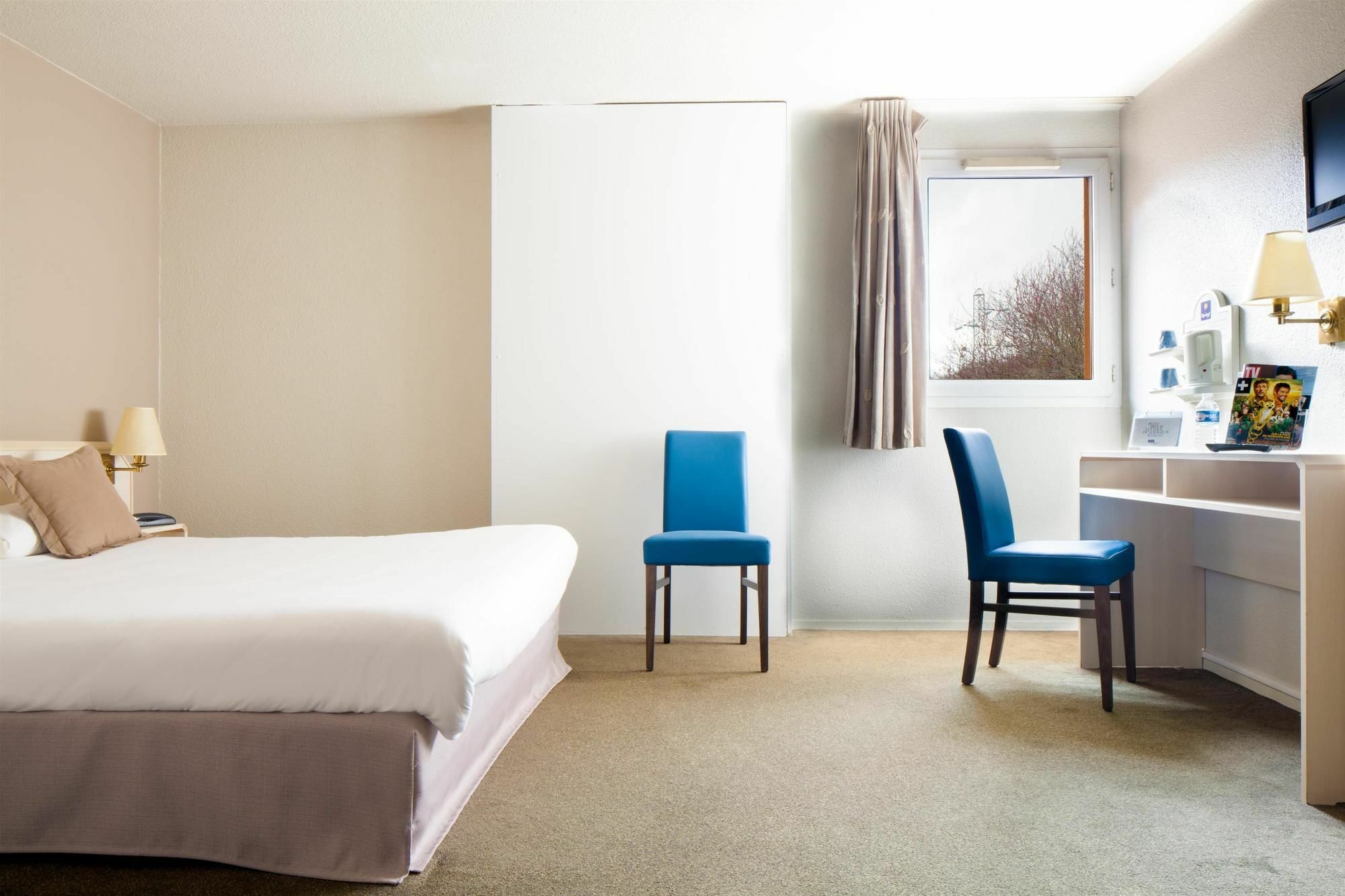 Comfort Hotel Orleans Saran Exterior photo